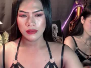 Profile of ellahugecumxx