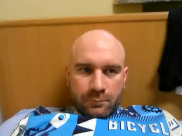 Esenuzet69 Chaturbate profile image