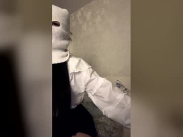 Profile of dollinveil