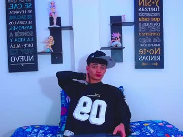 Profile of milo_hot_