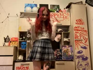 Profile of redheadcatxd