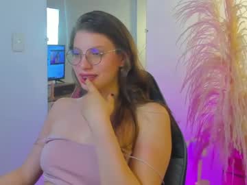 Liiliie_Petite