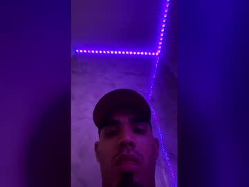 Josue18018 Chaturbate profile image