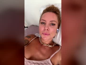 Dayoff592388 Chaturbate profile image