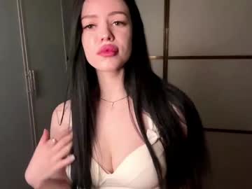 Profile of peachluneee