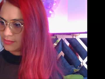 Tiiny_Emiily