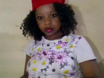 Julia2817 Chaturbate profile image
