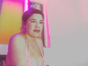 Profile of lunadoll_95