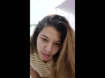 Adorablelucia18 Chaturbate profile image