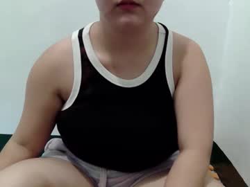 Yummy_Tits23xx