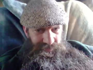 Sitonmybeardxxx