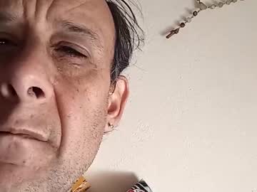 Robertodaniellongo0372 Chaturbate profile image