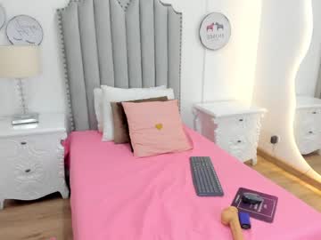 Emily_Sunny_