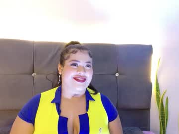 Ema_Foxxy
