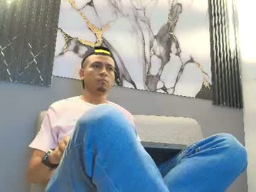 Maxi_Jones2