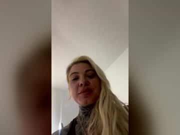 Happyblond3_
