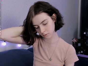 Antoniafake Chaturbate stream image from December 17, 2024