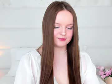 Arianarai Chaturbate stream image from December 17, 2024
