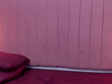 Beckybeaumont Chaturbate stream image from December 17, 2024