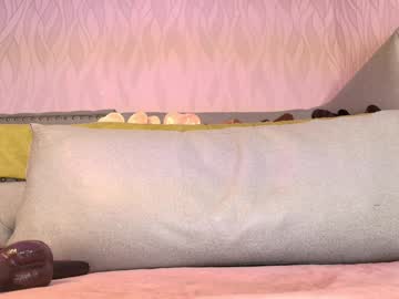Begoniia_ Chaturbate stream image from December 17, 2024