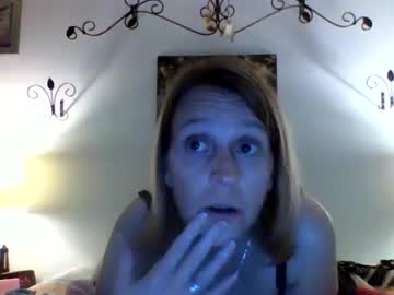 Bonbonbootyfairy Chaturbate stream image from December 17, 2024