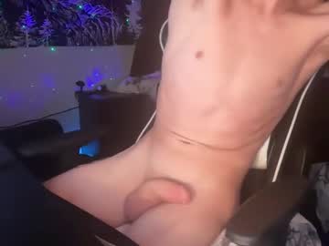Jakelocket Chaturbate stream image from December 17, 2024