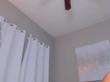 Kloewandan Chaturbate stream image from December 17, 2024