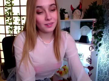 Liana_Bright Chaturbate stream image from December 17, 2024