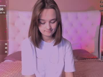 Mary_U Chaturbate stream image from December 17, 2024