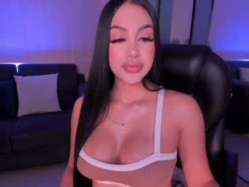 Mileycruz_ Chaturbate stream image from December 17, 2024