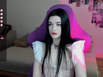 Molly_Crystall Chaturbate stream image from December 17, 2024