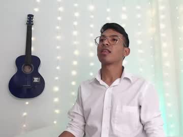 Samtorres_ Chaturbate stream image from December 17, 2024