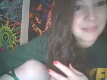 Shymilf535 Chaturbate stream image from December 17, 2024