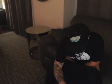 Tommy_Knuckles Chaturbate stream image from December 17, 2024