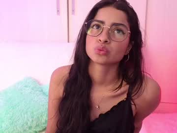 Yues0506 Chaturbate stream image from December 17, 2024