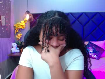 Aisha_Violet Chaturbate stream image from December 17, 2024