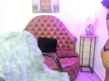 Alanna_Jones01 Chaturbate stream image from December 17, 2024