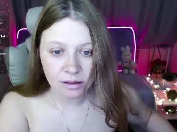 Alekasamui Chaturbate stream image from December 17, 2024