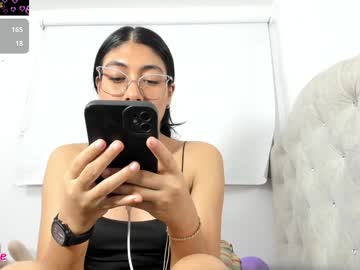Allison_18_ Chaturbate stream image from December 17, 2024