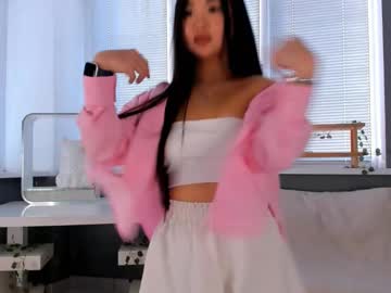 Arletteching Chaturbate stream image from December 17, 2024