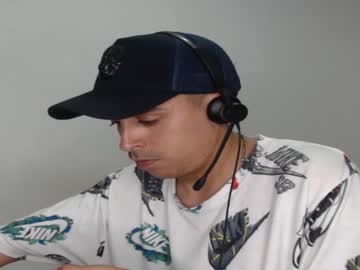 Badjuanhot Chaturbate stream image from December 17, 2024
