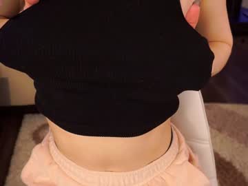 Bonniecannon Chaturbate stream image from December 17, 2024