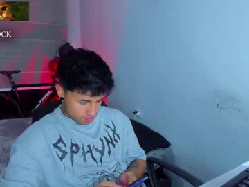 Boylatin_777 Chaturbate stream image from December 17, 2024