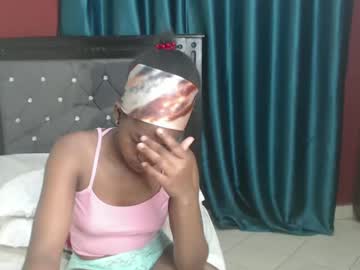 Brownebony4 Chaturbate stream image from December 17, 2024