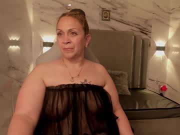 Canndy_Evanns Chaturbate stream image from December 17, 2024