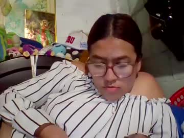 Dafne19_ Chaturbate stream image from December 17, 2024