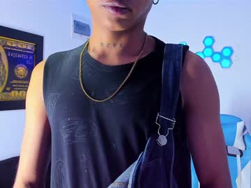 Damar_Felipe Chaturbate stream image from December 17, 2024