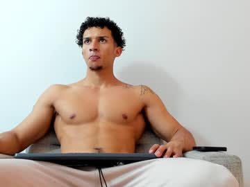 Dominick_Star Chaturbate stream image from December 17, 2024