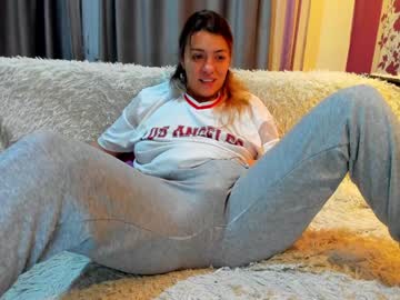 Dyanakaylin Chaturbate stream image from December 17, 2024