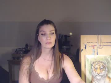 Elizzo Chaturbate stream image from December 17, 2024